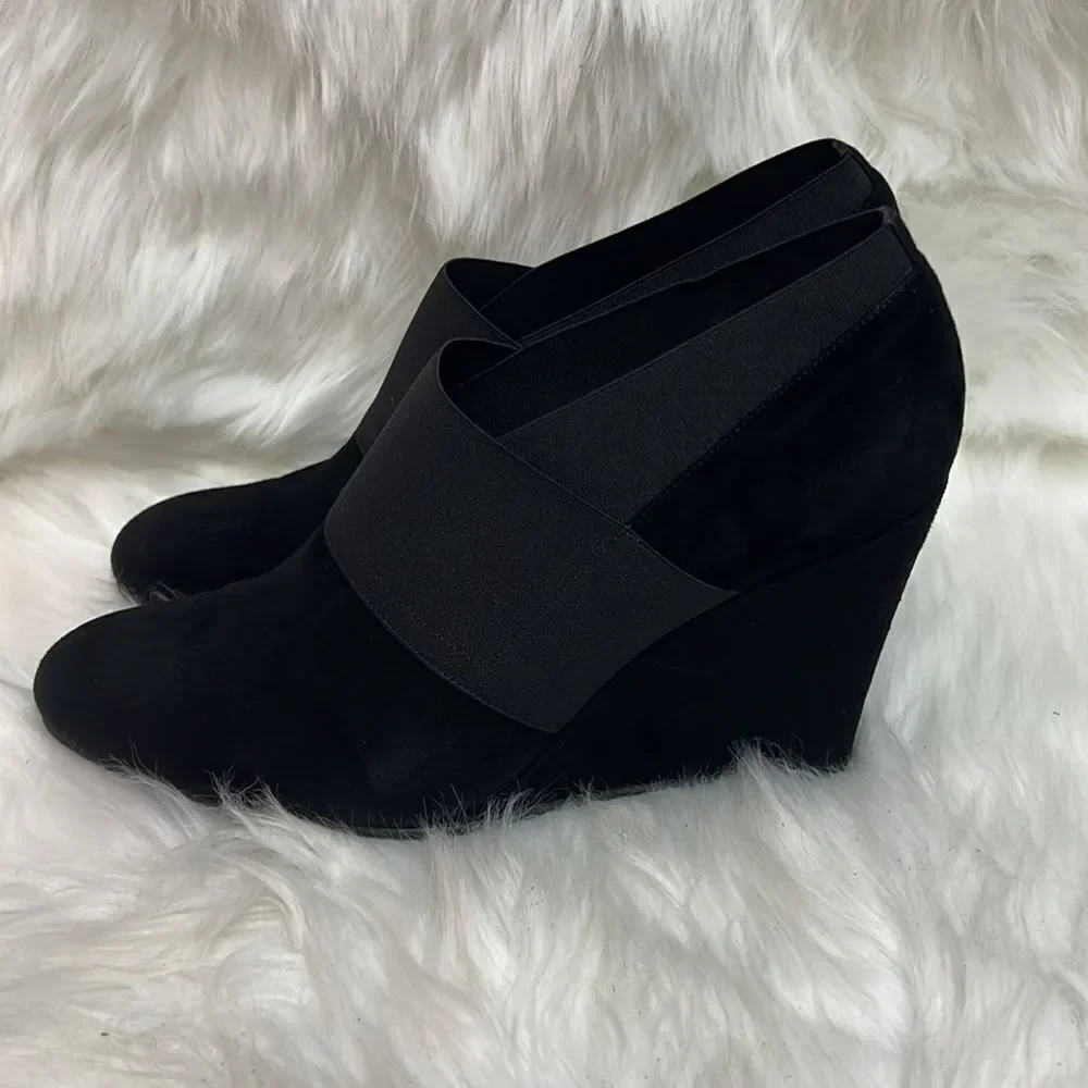 Stuart Weitzman black suede wedge shoes size 10 B33‎ - Picture 9 of 12